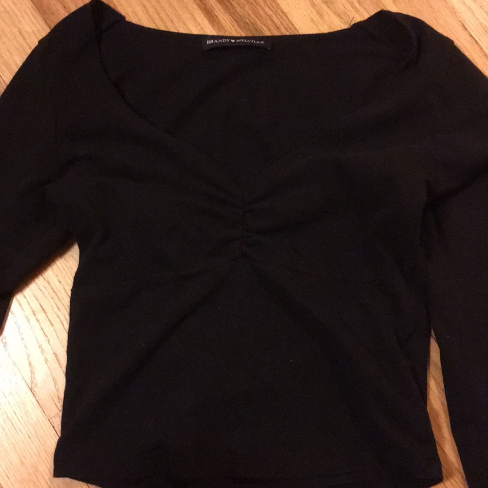 Brandy Melville cropped long sleeve top